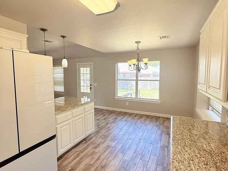 1801 Brittany Ln - Photo 6 of 20