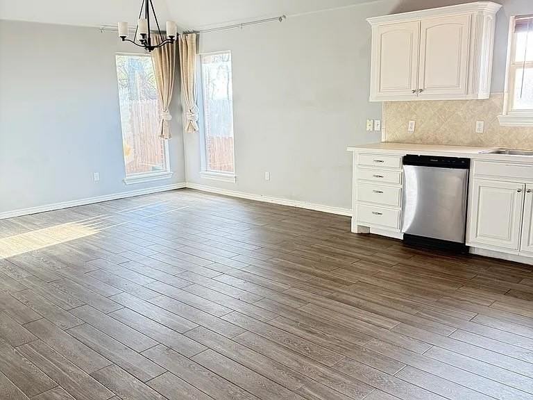 11000 Sw 8th St - Photo 5 of 13