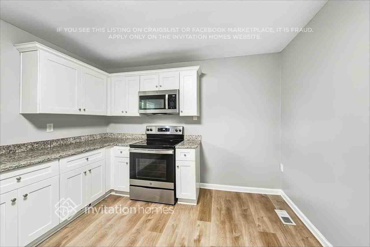 8490 Meadowbrook Dr - Photo 6 of 19