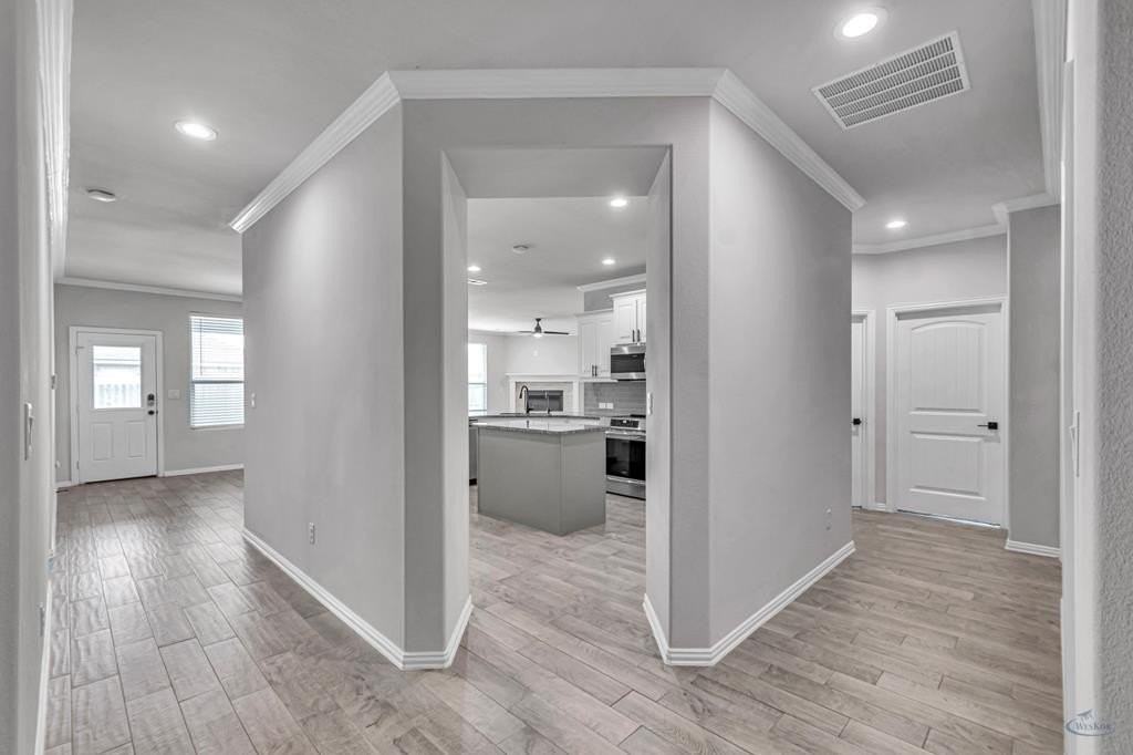 719 Minuteman - Photo 2 of 15