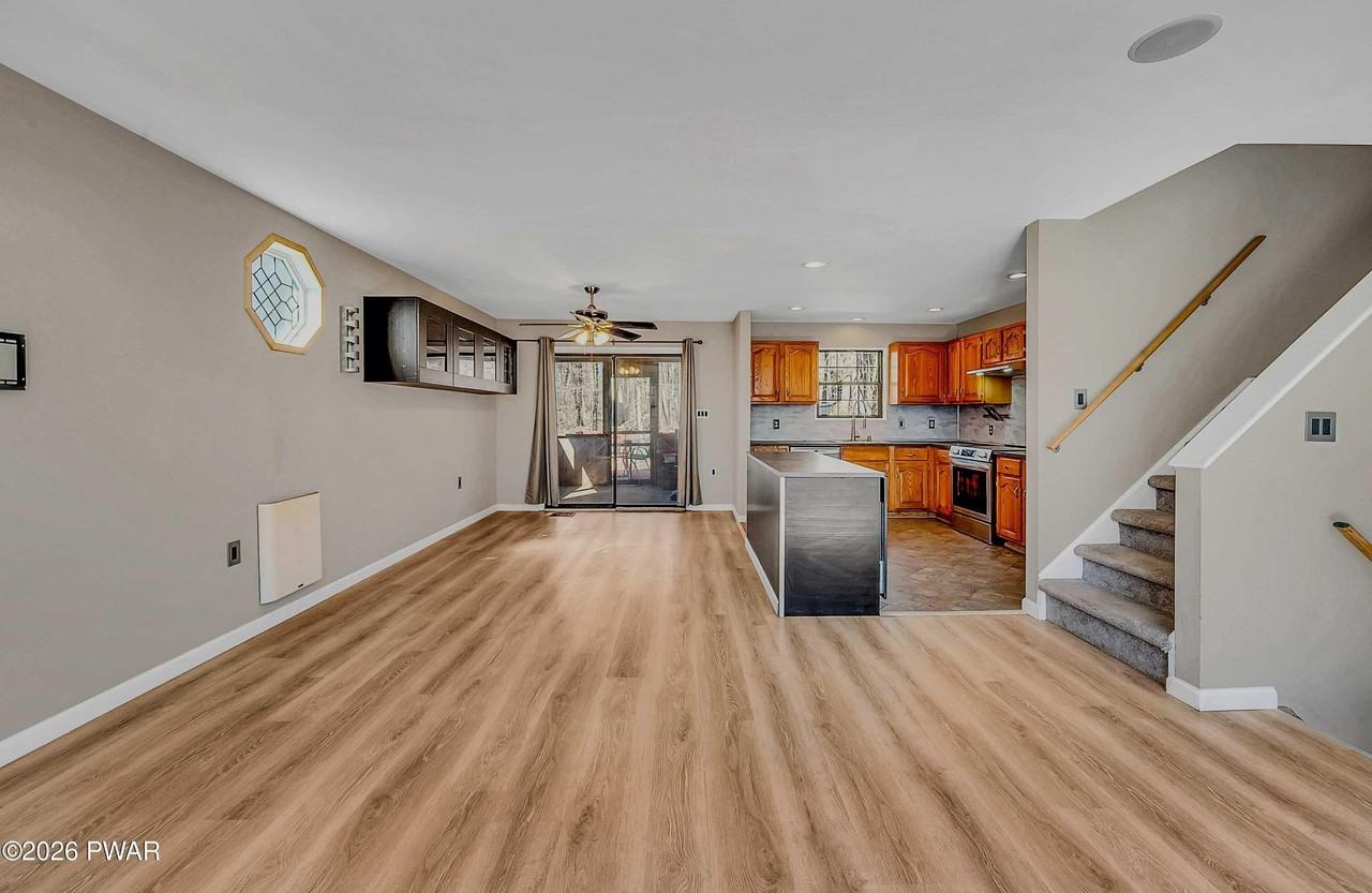 1014 Hickory Run Rd - Photo 6 of 28