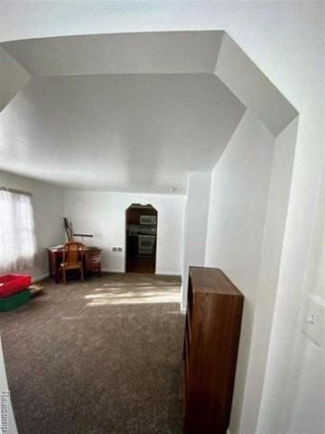 20797 Negaunee St - Photo 3 of 38