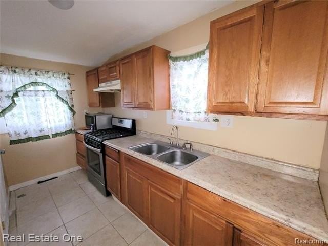 6912 Mansfield St - Photo 3 of 17
