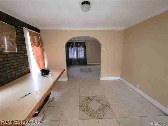 6912 Mansfield St - Photo 4 of 17