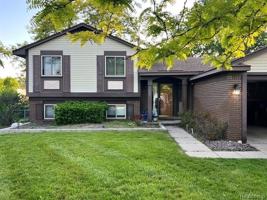featured image of 5395 Timber Ridge Trl