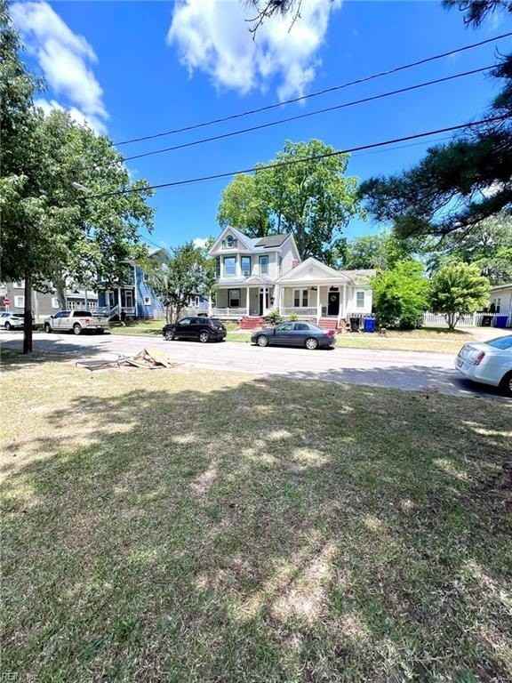 1522 Barron St - Photo 5 of 47