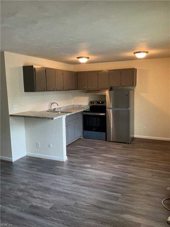 1111 Hugo St #D - Photo 3 of 7