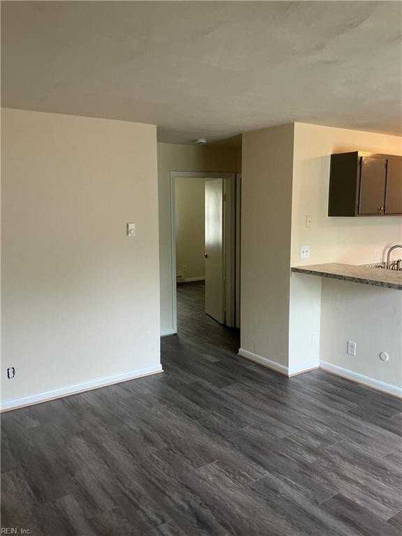 1111 Hugo St #D - Photo 4 of 7