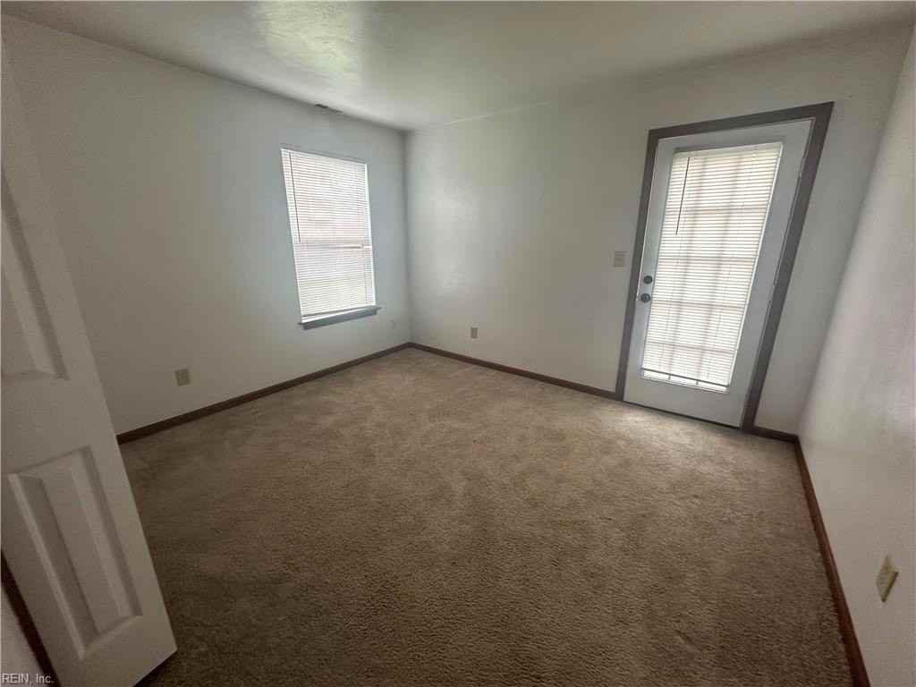 3301 Clover Meadows Dr - Photo 6 of 11