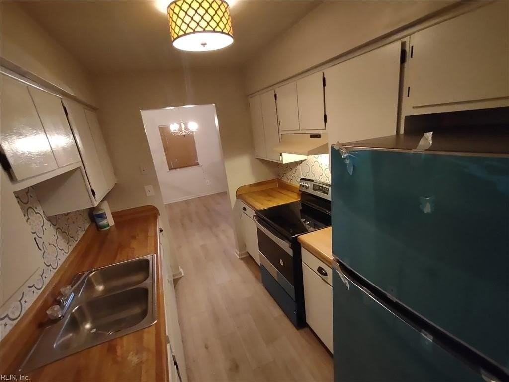 6080 Camellia Dr #A - Photo 3 of 18