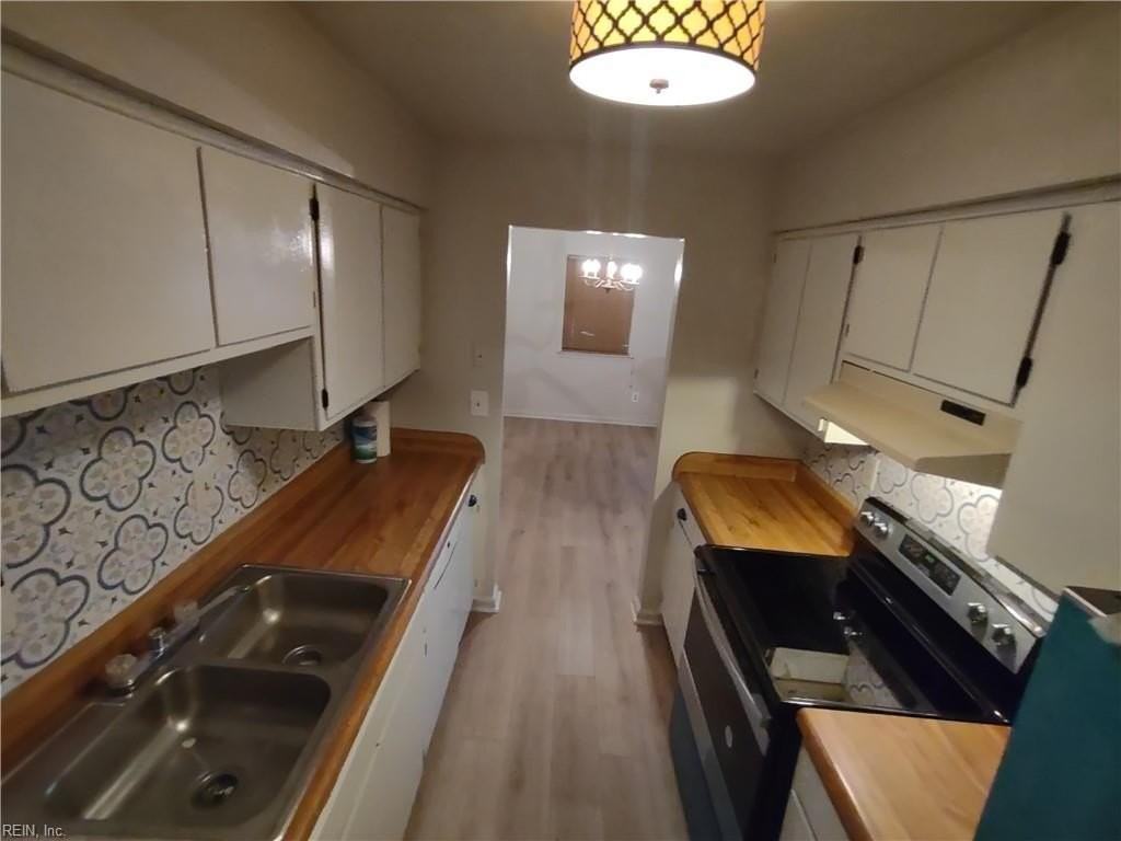 6080 Camellia Dr #A - Photo 4 of 18