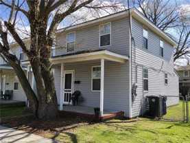 1032 37th St - Photo 1 of 1