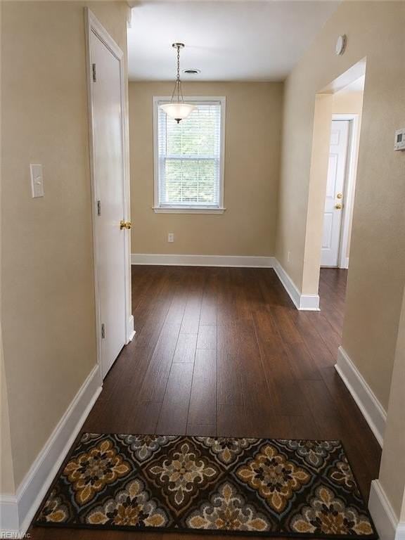 1032 37th St - Photo 4 of 15