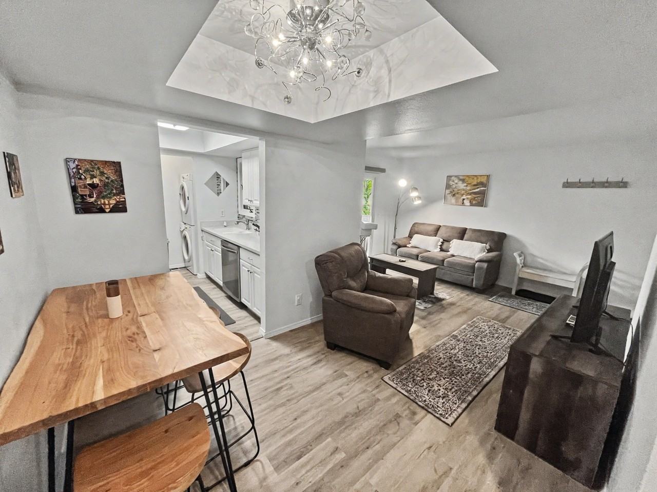7538 Foxridge Way #8H - Photo 3 of 10