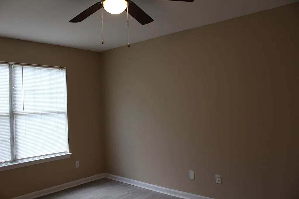 1004 Volusia St #1004 - Photo 3 of 11