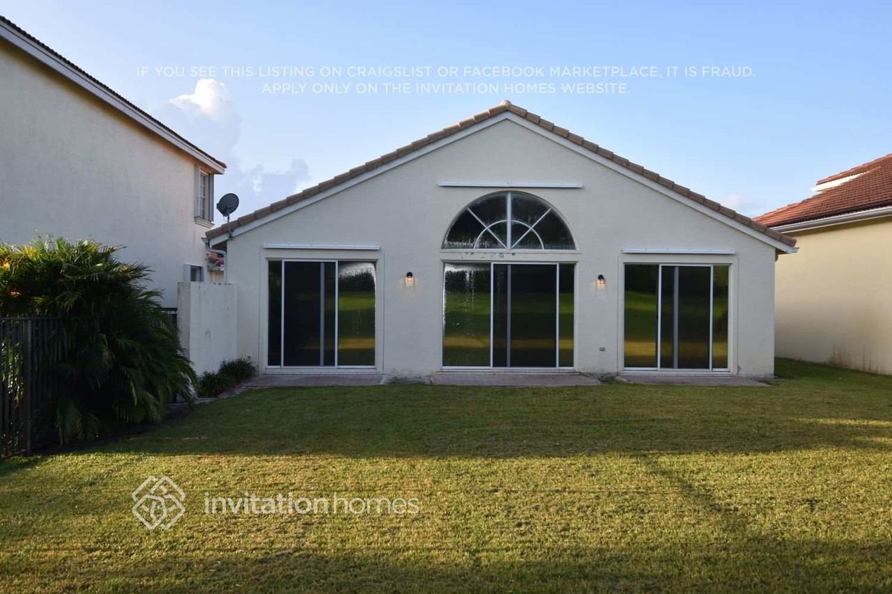 11121 Laurel Walk Rd - Photo 4 of 6