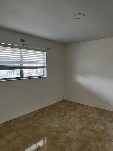 8060 Colony Cir N #208 - Photo 6 of 9