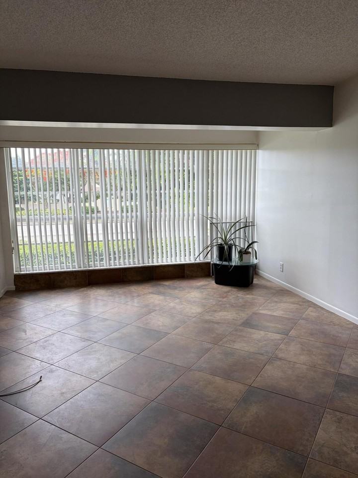 2520 Black Olive Blvd #203 - Photo 7 of 15