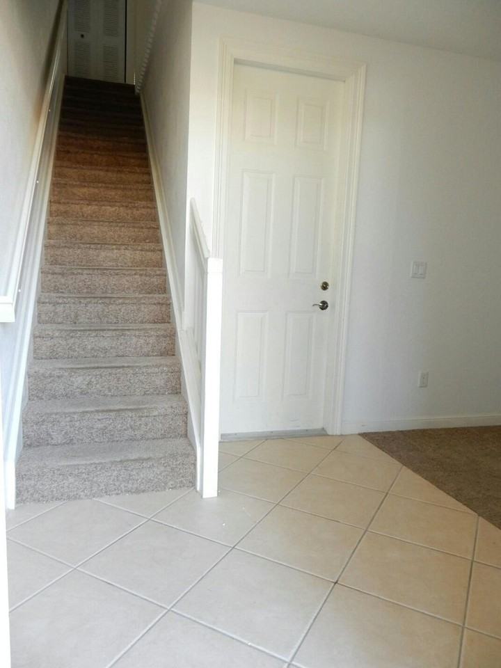 660 Amador Ln #7 - Photo 5 of 25