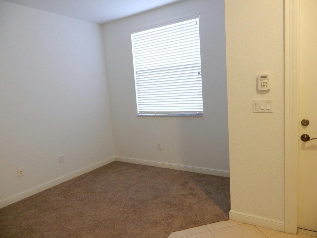 660 Amador Ln #7 - Photo 6 of 25