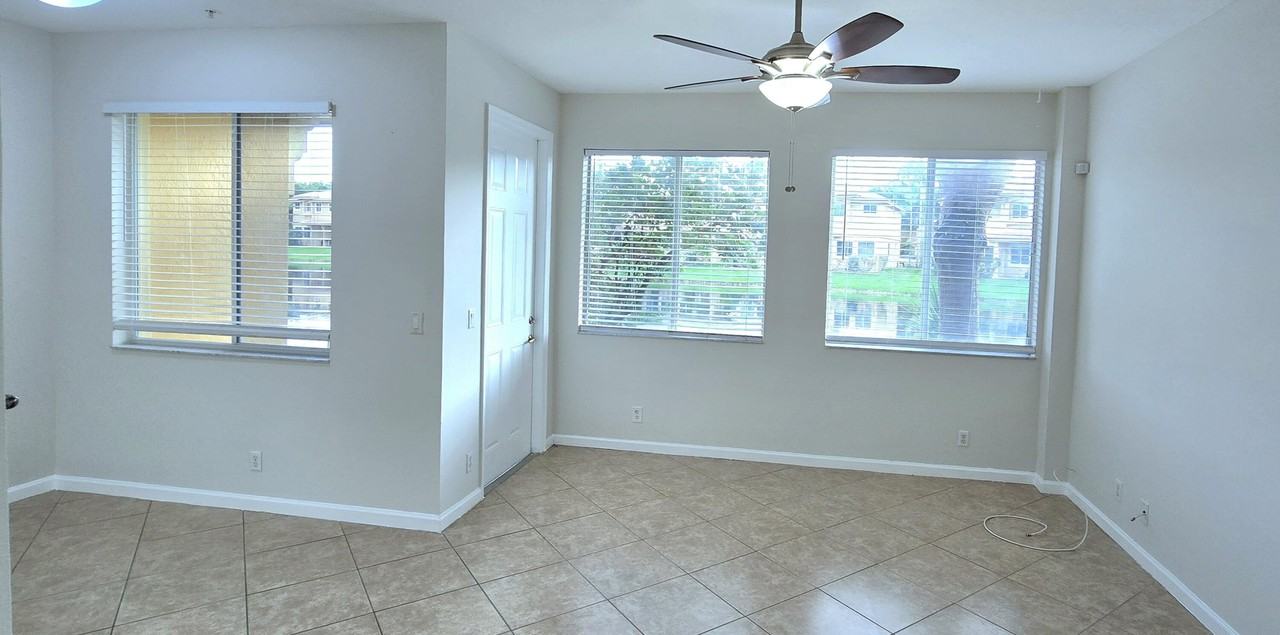4305 Coventry Pointe Way - Photo 6 of 24