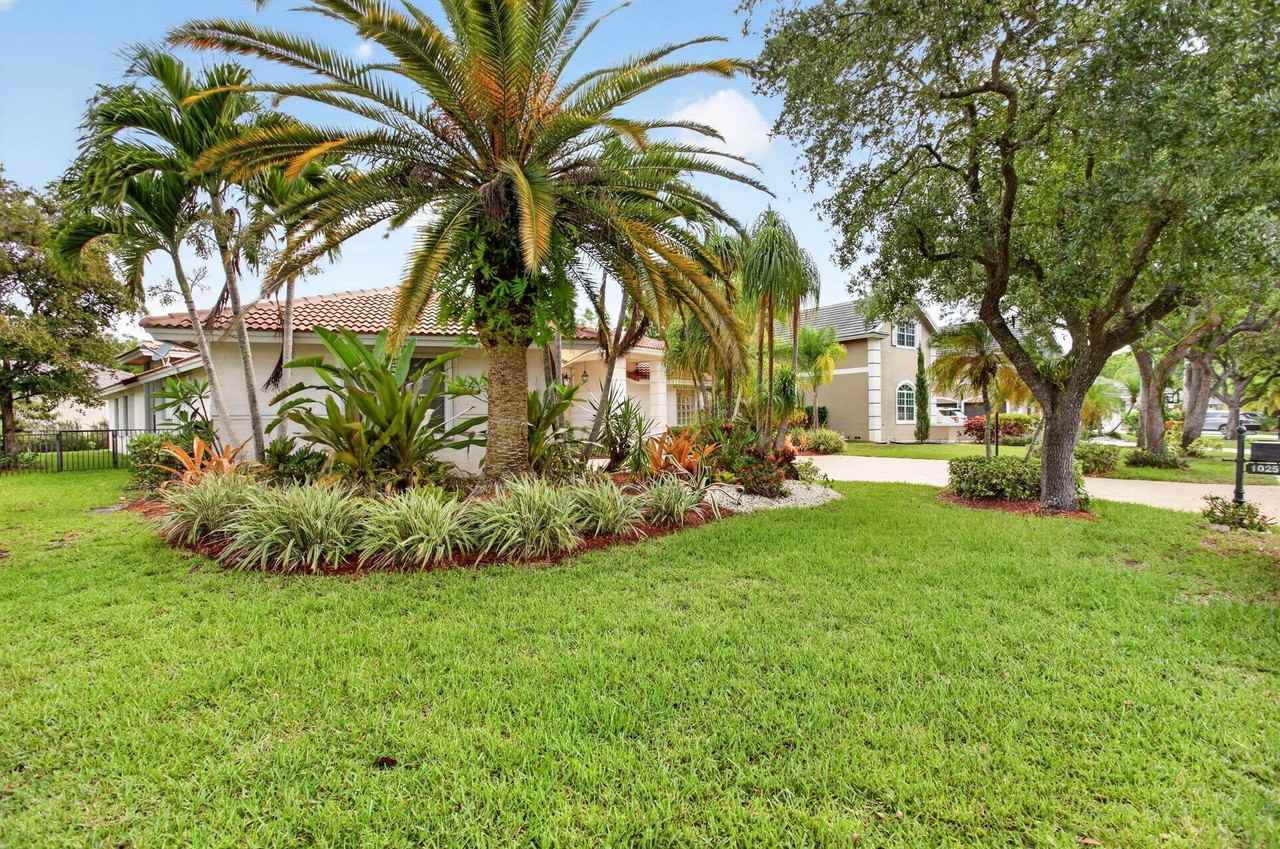 10251 Nw 62nd Dr - Photo 7 of 50