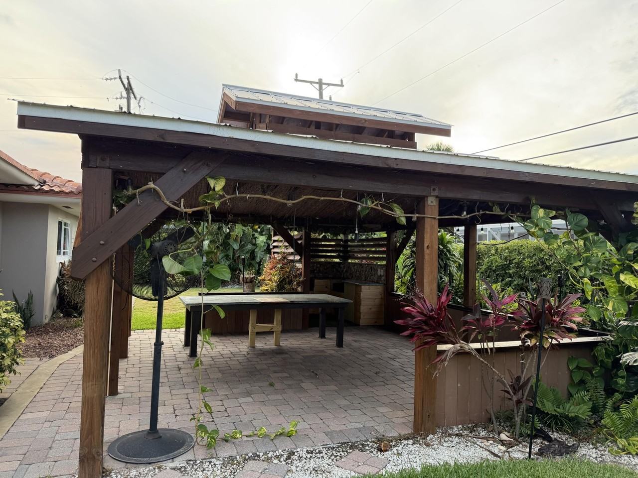 1140 Morse Blvd - Photo 3 of 34