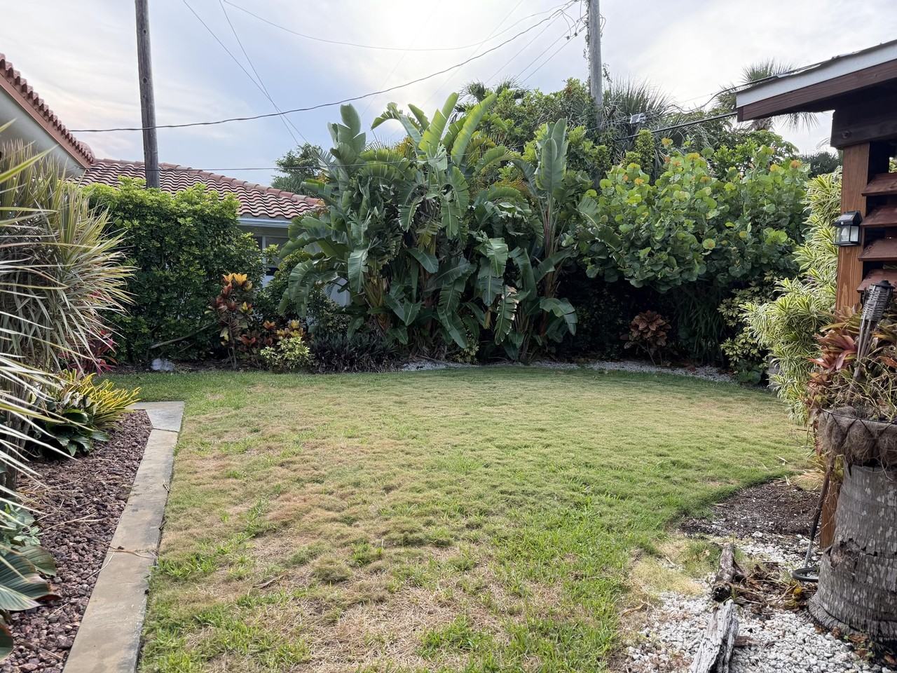 1140 Morse Blvd - Photo 4 of 34
