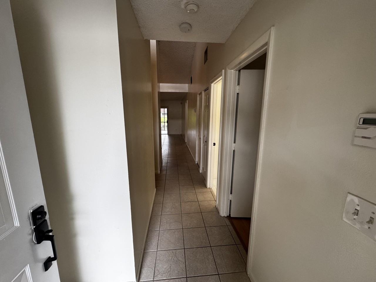 3831 Sw 69th Ave - Photo 3 of 19