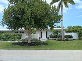 4454 W Tradewinds Ave - Photo 1 of 1