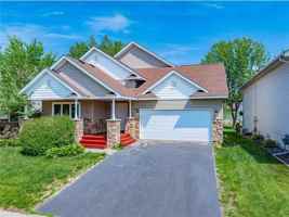 featured image of 707 7th St