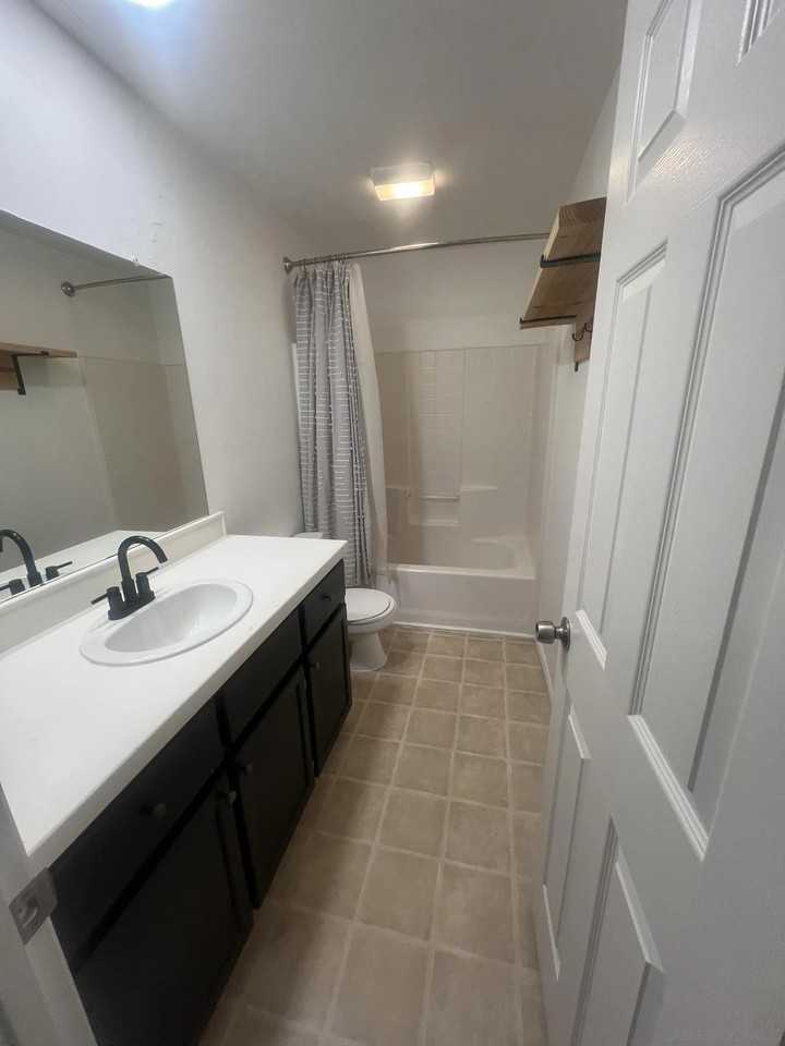 1927 3rd St - Photo 7 of 11