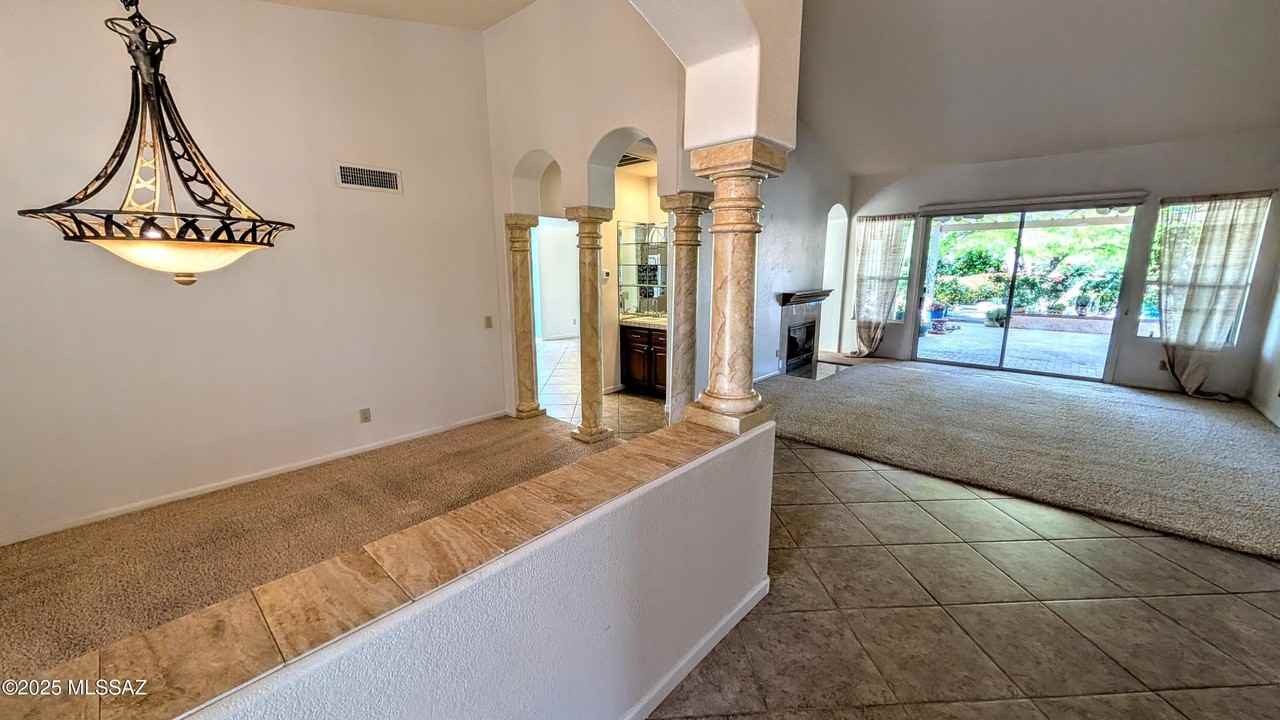 37248 S Golf Course Dr - Photo 4 of 33