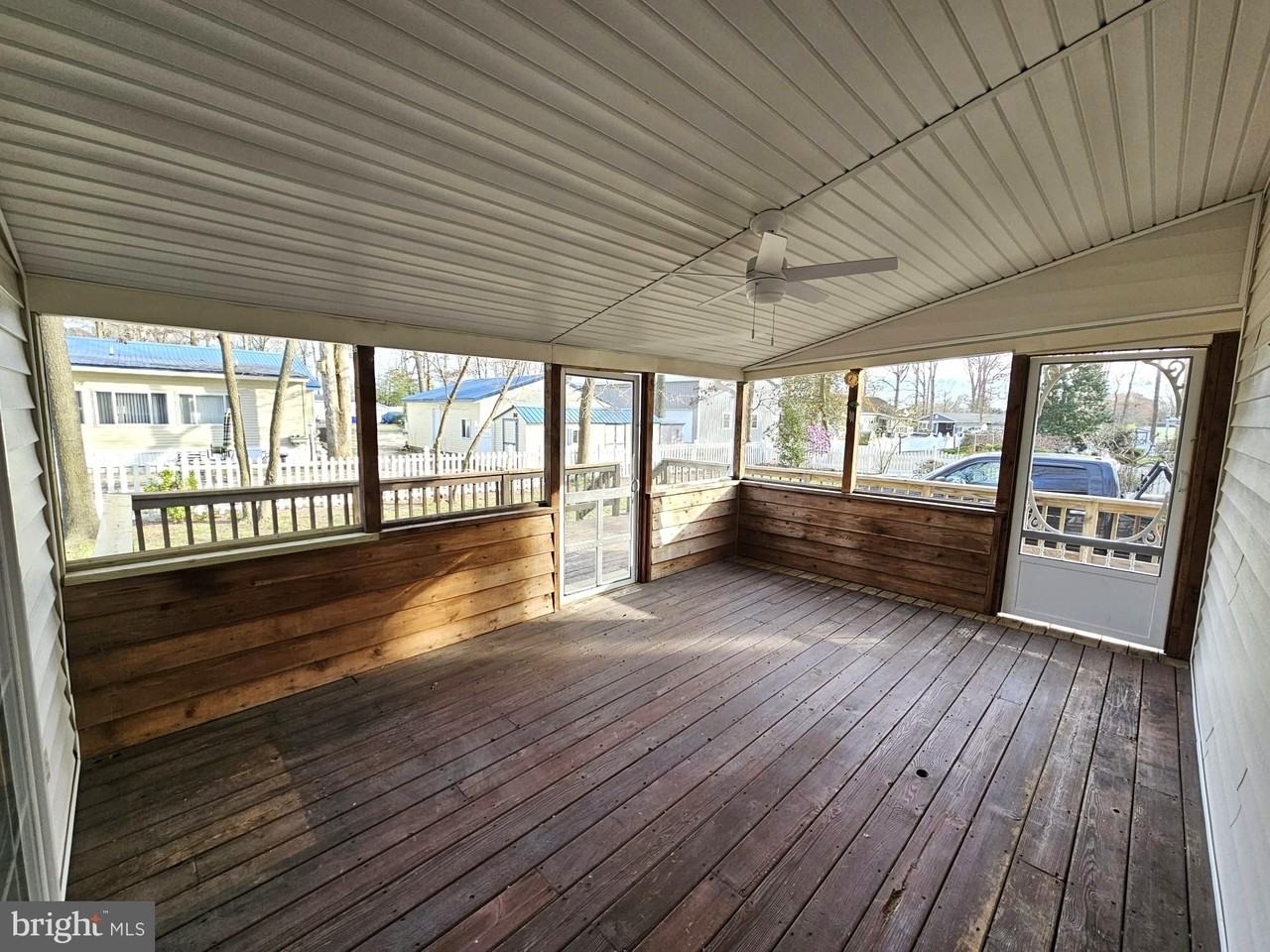 27213 Barkantine Dr - Photo 5 of 28