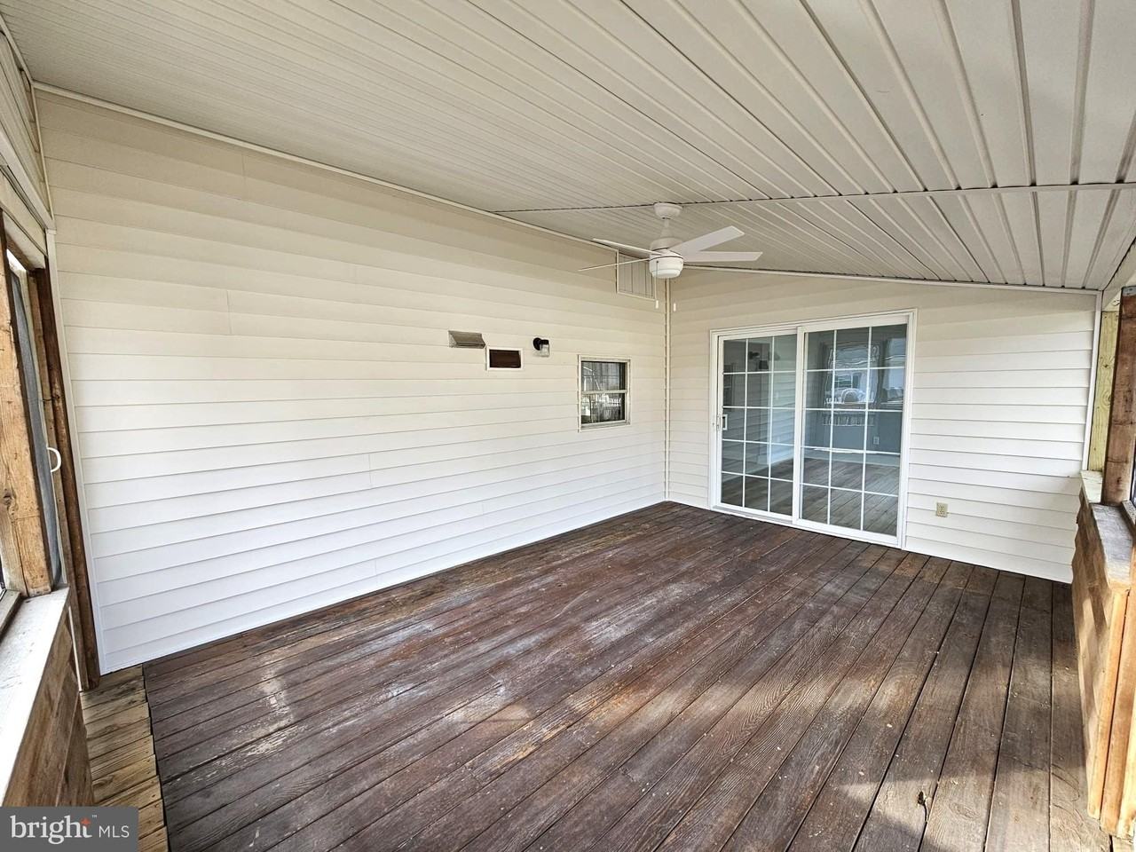27213 Barkantine Dr - Photo 6 of 28