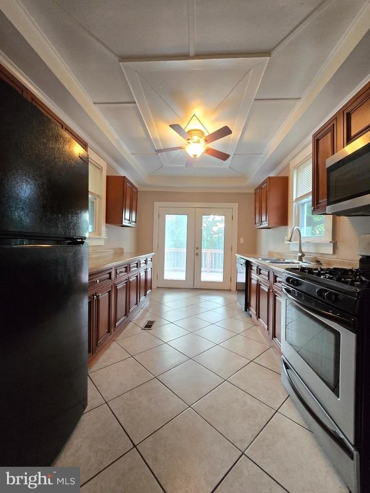 6612 Birchwood Ave - Photo 3 of 20