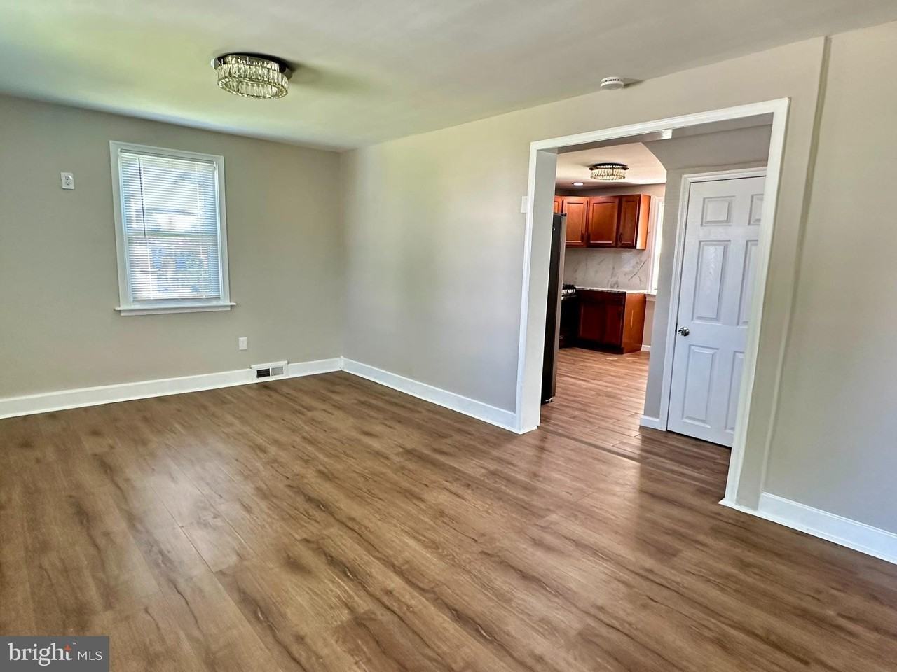 5215 Muth Ave - Photo 7 of 37