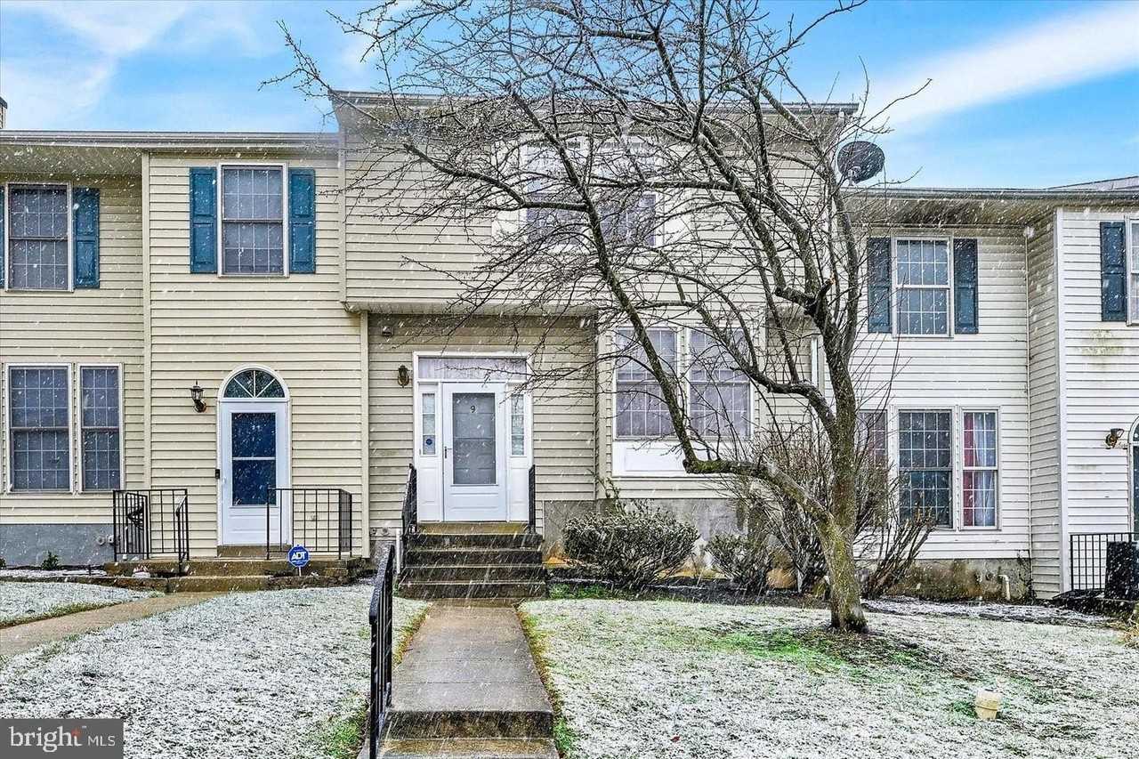 9 Rachel Ct
