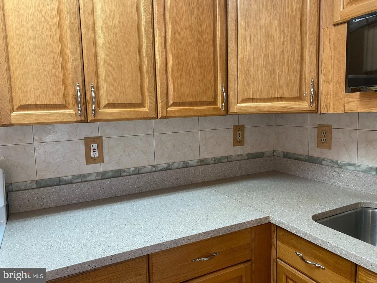 9 Rachel Ct - Photo 4 of 18