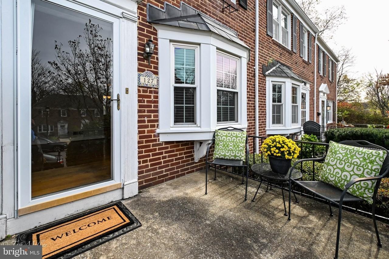 127 Stanmore Rd - Photo 2 of 37