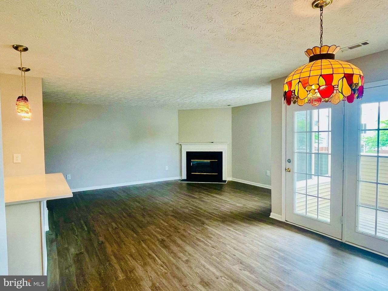 2137 Wainwright Ct #1C - Photo 6 of 20