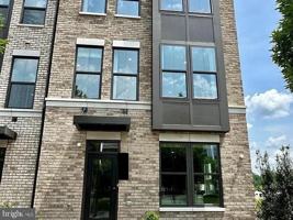 featured image of 9011 Amelung St