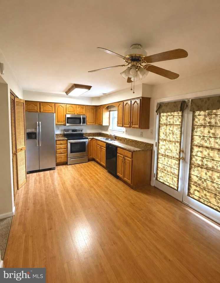 11240 Kettering Pl - Photo 4 of 22