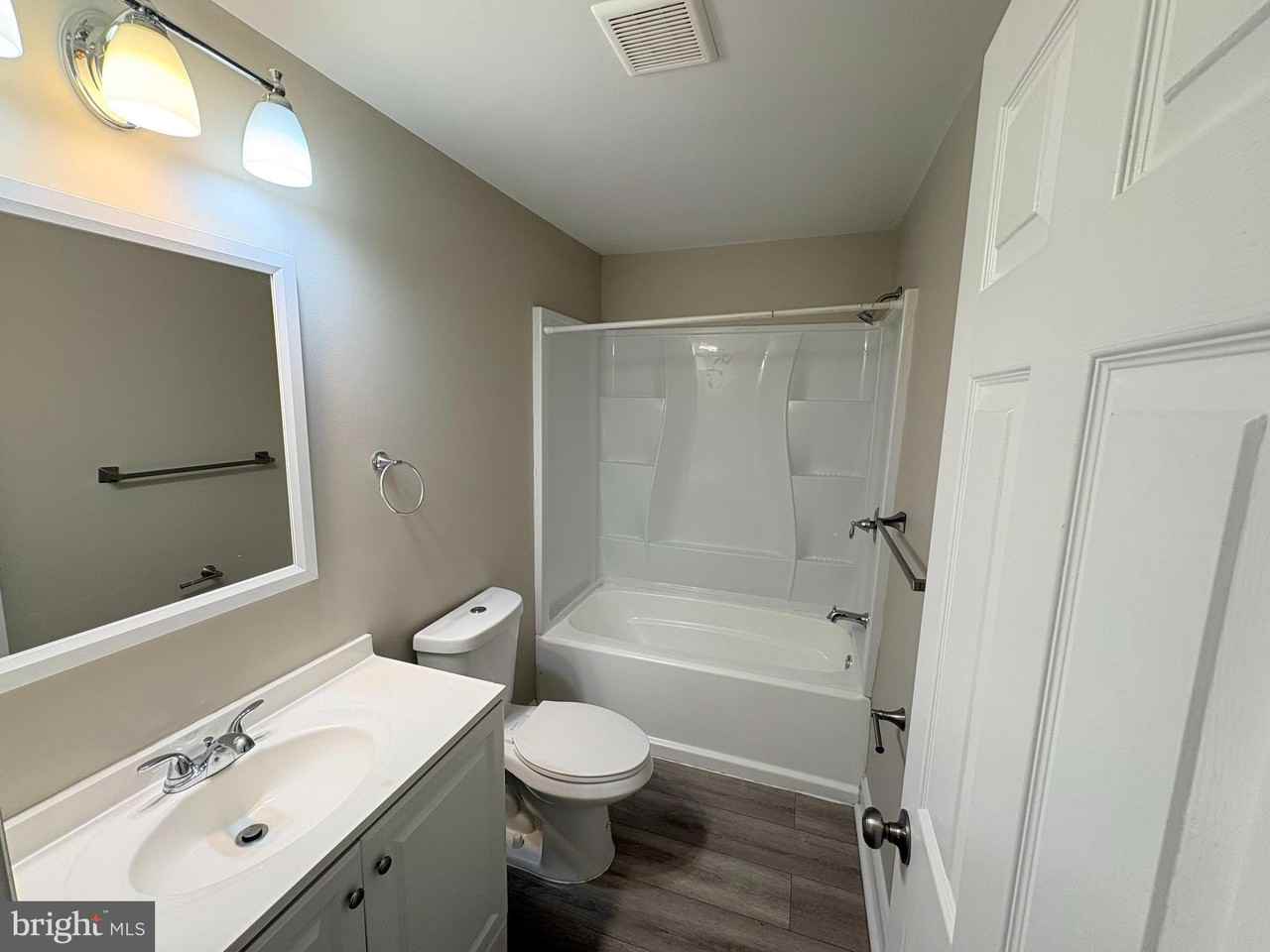 806 High St - Photo 6 of 16