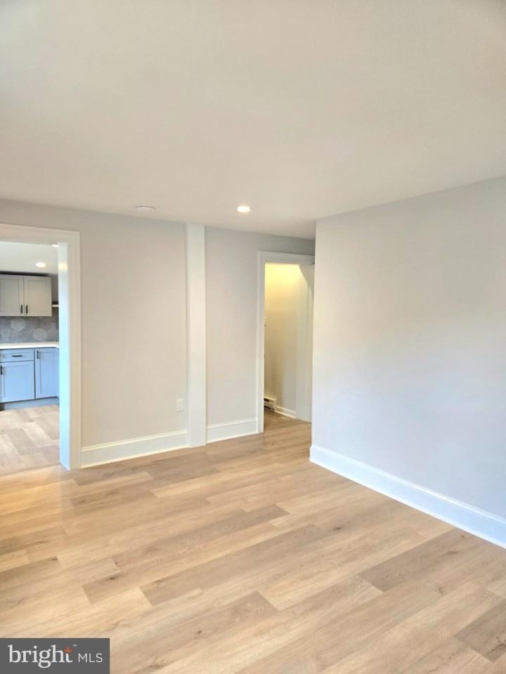 119 Chestnut St #2 - Photo 6 of 23