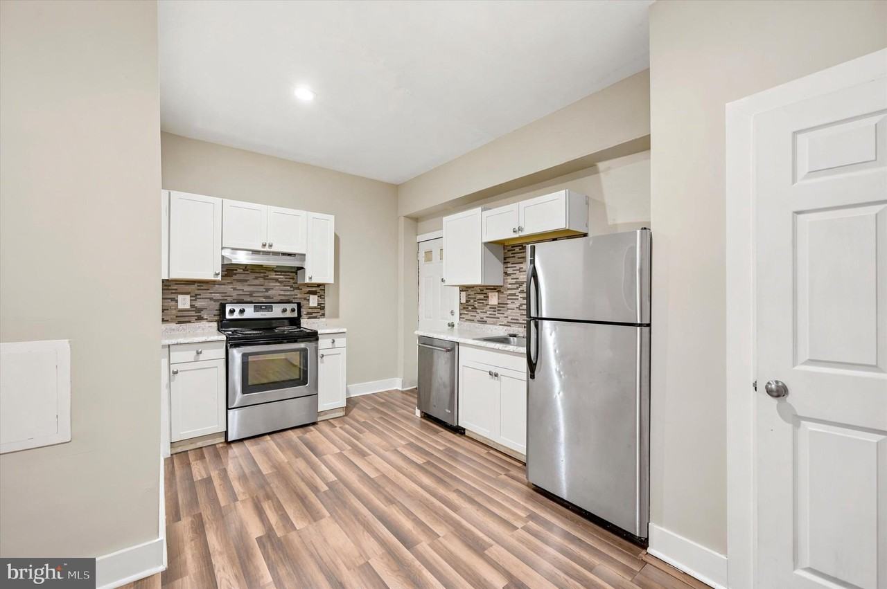 2200 Coral St #1 - Photo 6 of 16