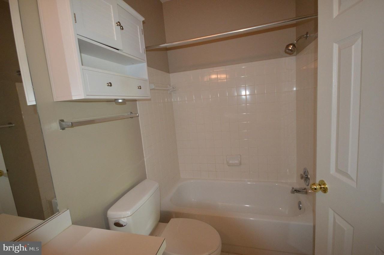 13058 Autumn Woods Way #301 - Photo 7 of 25