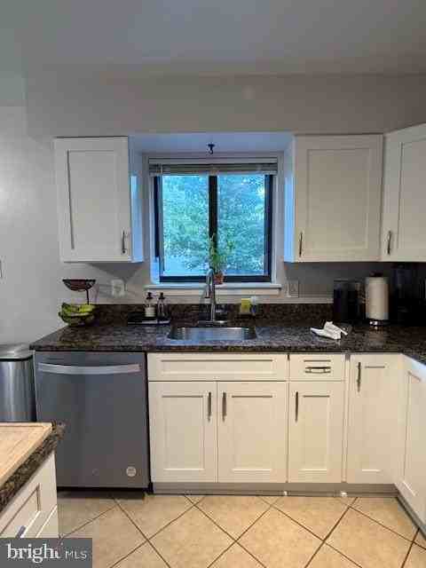10301 Cherry View Ct - Photo 5 of 20