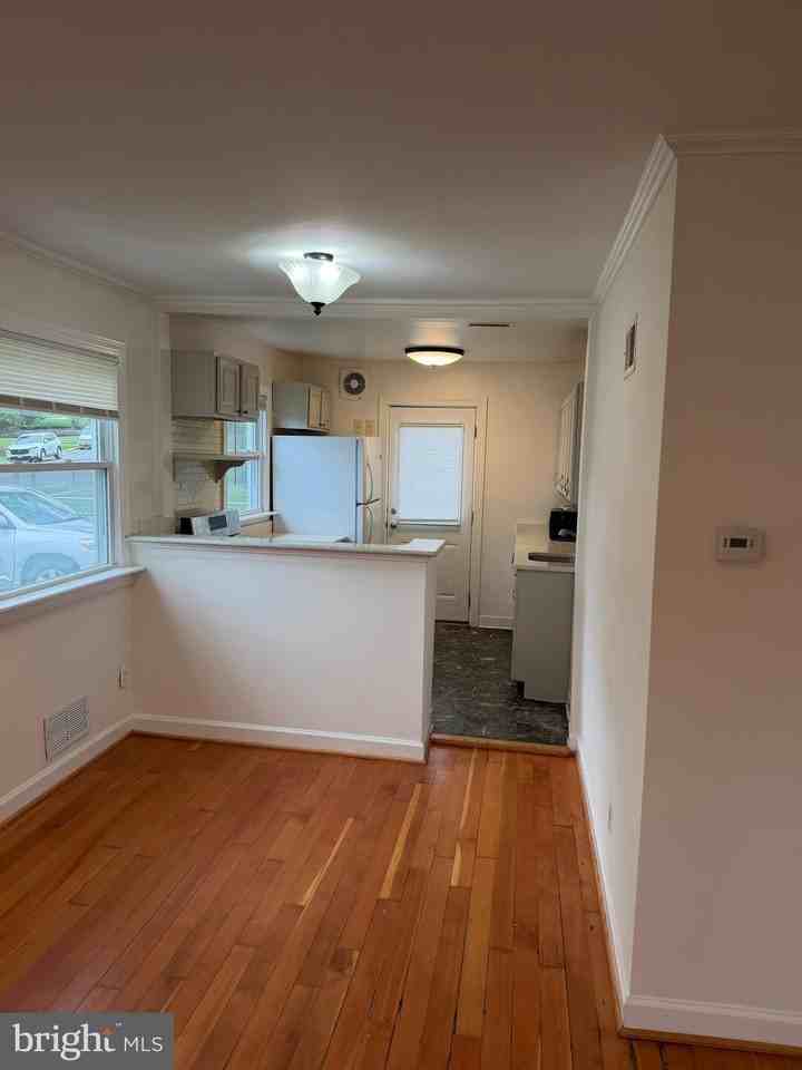 5608 Tremont Dr - Photo 2 of 14