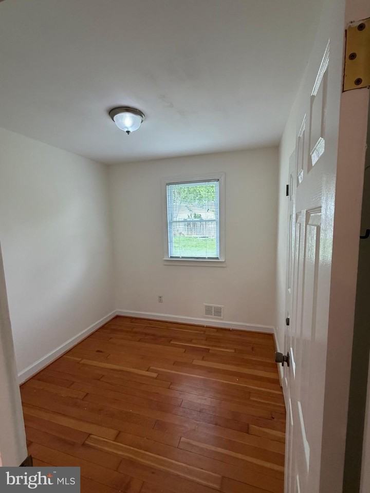 5608 Tremont Dr - Photo 7 of 14